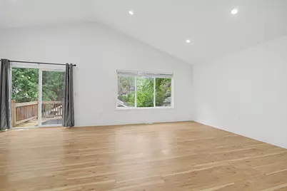 953 Wilson Avenue, Saint Paul, MN 55106 - Photo 6