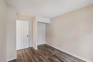 1498 Woodview Ave W, Eagan, MN 55122 - Photo 34