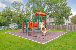 1498 Woodview Ave W, Eagan, MN 55122 - Photo 58