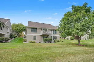 9753 Wedgewood Cir, Woodbury, MN 55125 - Photo 8