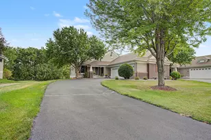 9753 Wedgewood Cir, Woodbury, MN 55125 - Photo 2