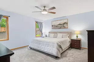 524 Eastwood Ct, Eagan, MN 55123 - Photo 28