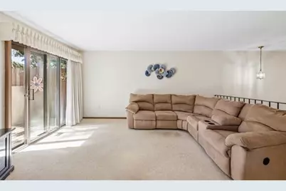 1325 4th Street W, Hastings, MN 55033 - Photo 2