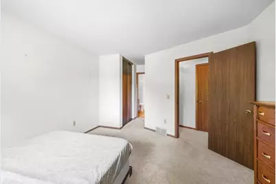 1325 4th Street W, Hastings, MN 55033 - Photo 8