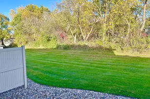 2445 Birn-Hill Dr, Faribault, MN 55021 - Photo 36