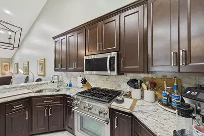 4201 93rd Avenue N, Brooklyn Park, MN 55443 - Photo 2