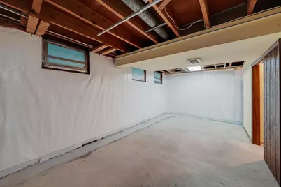 2153 Holloway Avenue E, North Saint Paul, MN 55109 - Photo 26