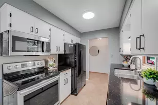 2153 Holloway Ave E, North Saint Paul, MN 55109 - Photo 12