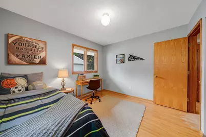 2153 Holloway Avenue E, North Saint Paul, MN 55109 - Photo 22