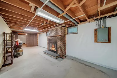 2153 Holloway Avenue E, North Saint Paul, MN 55109 - Photo 24