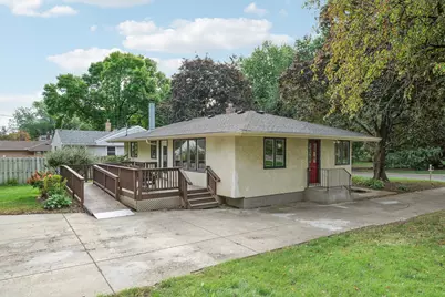 2153 Holloway Avenue E, North Saint Paul, MN 55109 - Photo 34