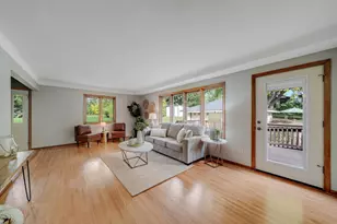 2153 Holloway Ave E, North Saint Paul, MN 55109 - Photo 6