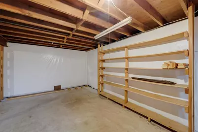 2153 Holloway Avenue E, North Saint Paul, MN 55109 - Photo 32