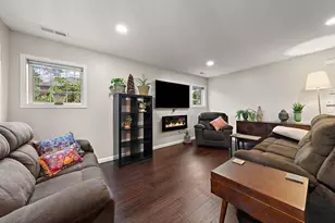 1423 Hunter Hill Rd, Hudson, WI 54016 - Photo 6