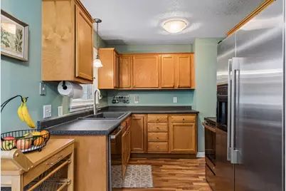 180 Westchester Drive, West Saint Paul, MN 55118 - Photo 10