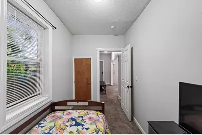 1076 Ross Avenue, Saint Paul, MN 55106 - Photo 10