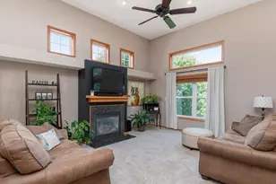 2955 Wyndam Ct, Shakopee, MN 55379 - Photo 6