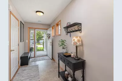 2955 Wyndam Court, Shakopee, MN 55379 - Photo 4