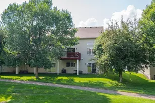2955 Wyndam Ct, Shakopee, MN 55379 - Photo 1