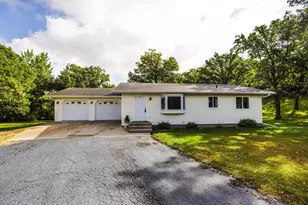 317 Maple Dr, Detroit Lakes, MN 56501 - Photo 1