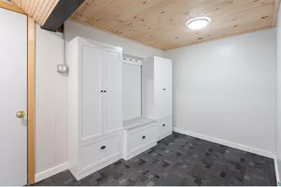 1634 Cliff Avenue, Duluth, MN 55811 - Photo 28