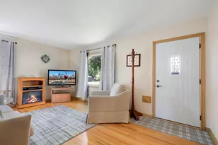2949 Brunswick Ave S, Saint Louis Park, MN 55416 - Photo 2