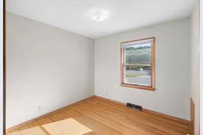 611 James Ave, Mankato, MN 56001 - Photo 12