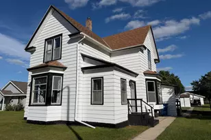 602 13th St N, Benson, MN 56215 - Photo 2