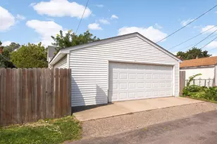 328 Osceola Ave S, Saint Paul, MN 55102 - Photo 30