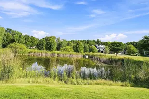 833 Red Cedar Ct, Chaska, MN 55318 - Photo 2