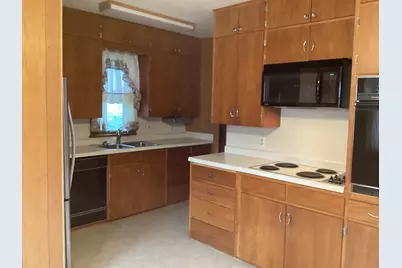 709 Minnesota Avenue, Albert Lea, MN 56007 - Photo 10