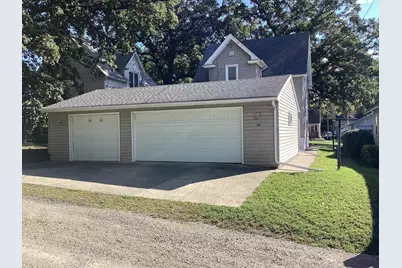 709 Minnesota Avenue, Albert Lea, MN 56007 - Photo 2