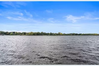 902 Hyacinth Ave E, Saint Paul, MN 55106 - Photo 22