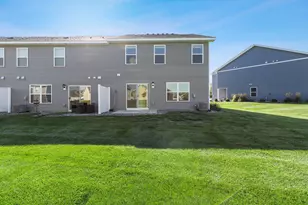 13616 Kaylemore Trl, Rosemount, MN 55068 - Photo 4