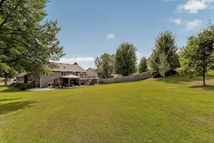 2502 Boulder Ridge Dr NW, Rochester, MN 55901 - Photo 4