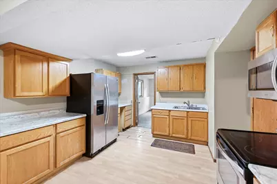 750 Hiawatha Avenue, Vadnais Heights, MN 55127 - Photo 16