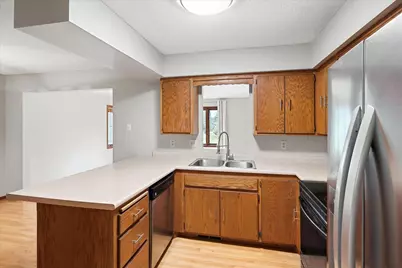 750 Hiawatha Avenue, Vadnais Heights, MN 55127 - Photo 8