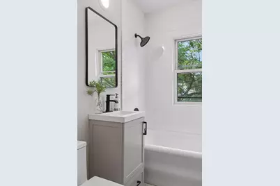 1078 Edmund Avenue, Saint Paul, MN 55104 - Photo 28