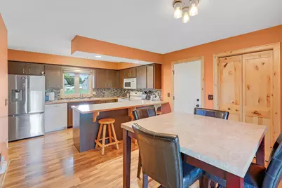 1065 Minnesota Street S, Shakopee, MN 55379 - Photo 8