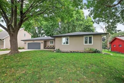 1065 Minnesota Street S, Shakopee, MN 55379 - Photo 2