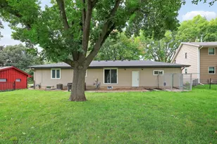 1065 Minnesota St S, Shakopee, MN 55379 - Photo 30