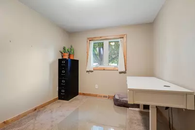1065 Minnesota Street S, Shakopee, MN 55379 - Photo 14