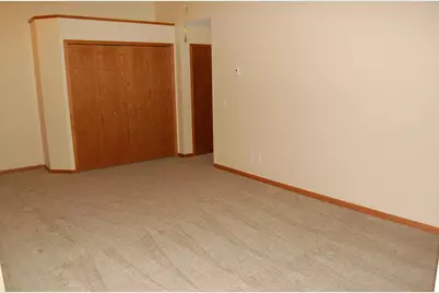 14839 Endicott Way #311, Apple Valley, MN 55124 - Photo 4