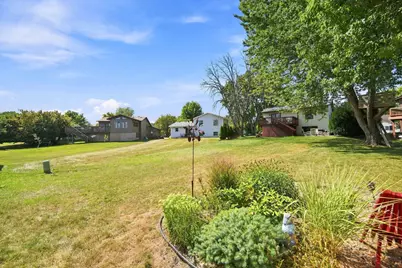 2375 Helena Road N, Oakdale, MN 55128 - Photo 40