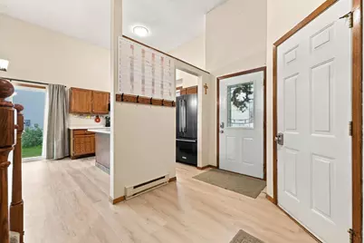 3748 Village Green Circle, Moorhead, MN 56560 - Photo 4