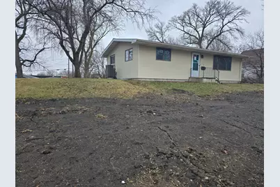 114 S 3rd Street, Kiester, MN 56051 - Photo 2