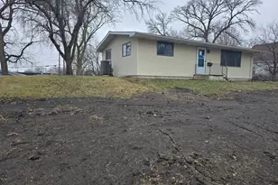 114 S 3rd St, Kiester, MN 56051 - Photo 2