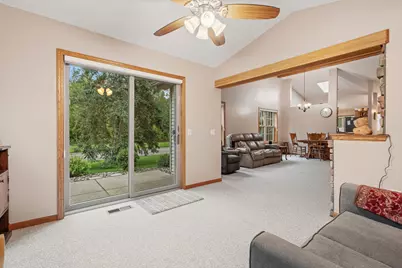 27765 Woodland Drive, Chisago City, MN 55013 - Photo 10