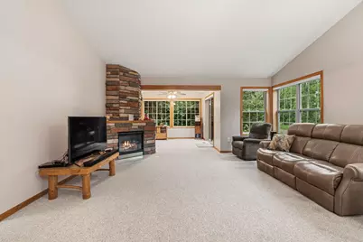 27765 Woodland Drive, Chisago City, MN 55013 - Photo 4
