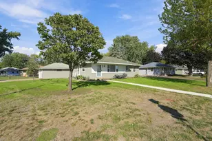 7016 90th St S, Cottage Grove, MN 55016 - Photo 2